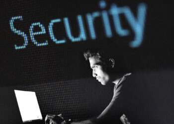 How to Use Windows Defender Security Center to protect you from malware